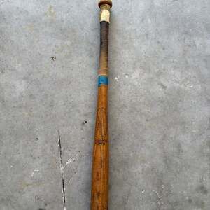 Vintage Louisville Slugger 125LL Hillerich & Bradsby Flame Tempered Wood Basebal
